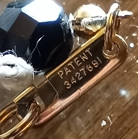 NWT c1960s RARE EARLY DAUPLAISE Vauxhall Glass Triangle Faceted Stone Tassel - Picture 9 of 16